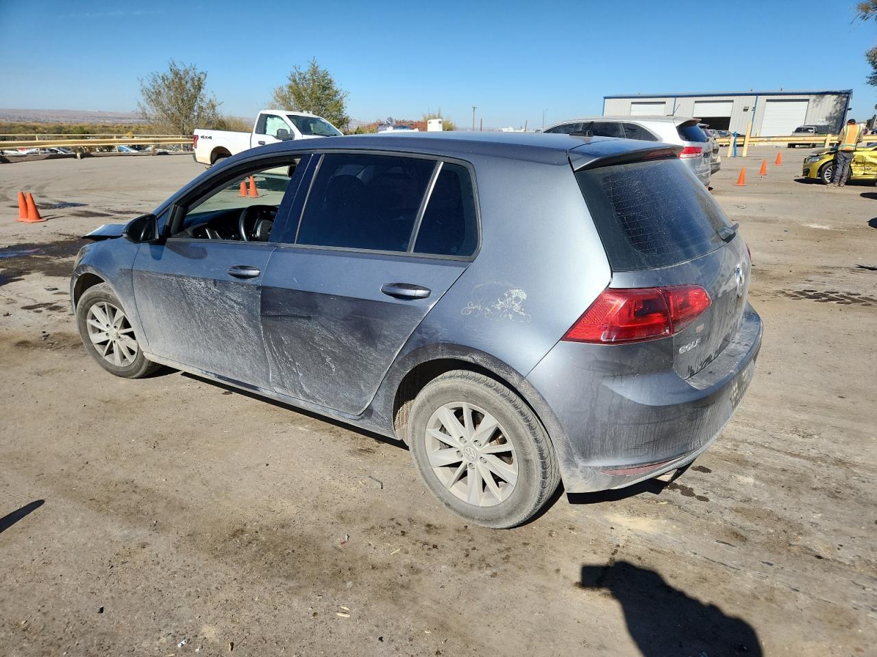 2016 VOLKSWAGEN GOLF