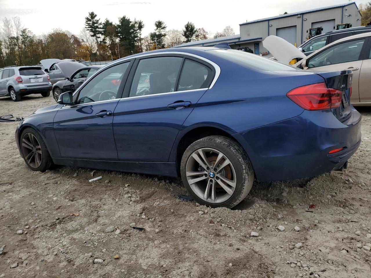 2018 BMW 3 SERIES