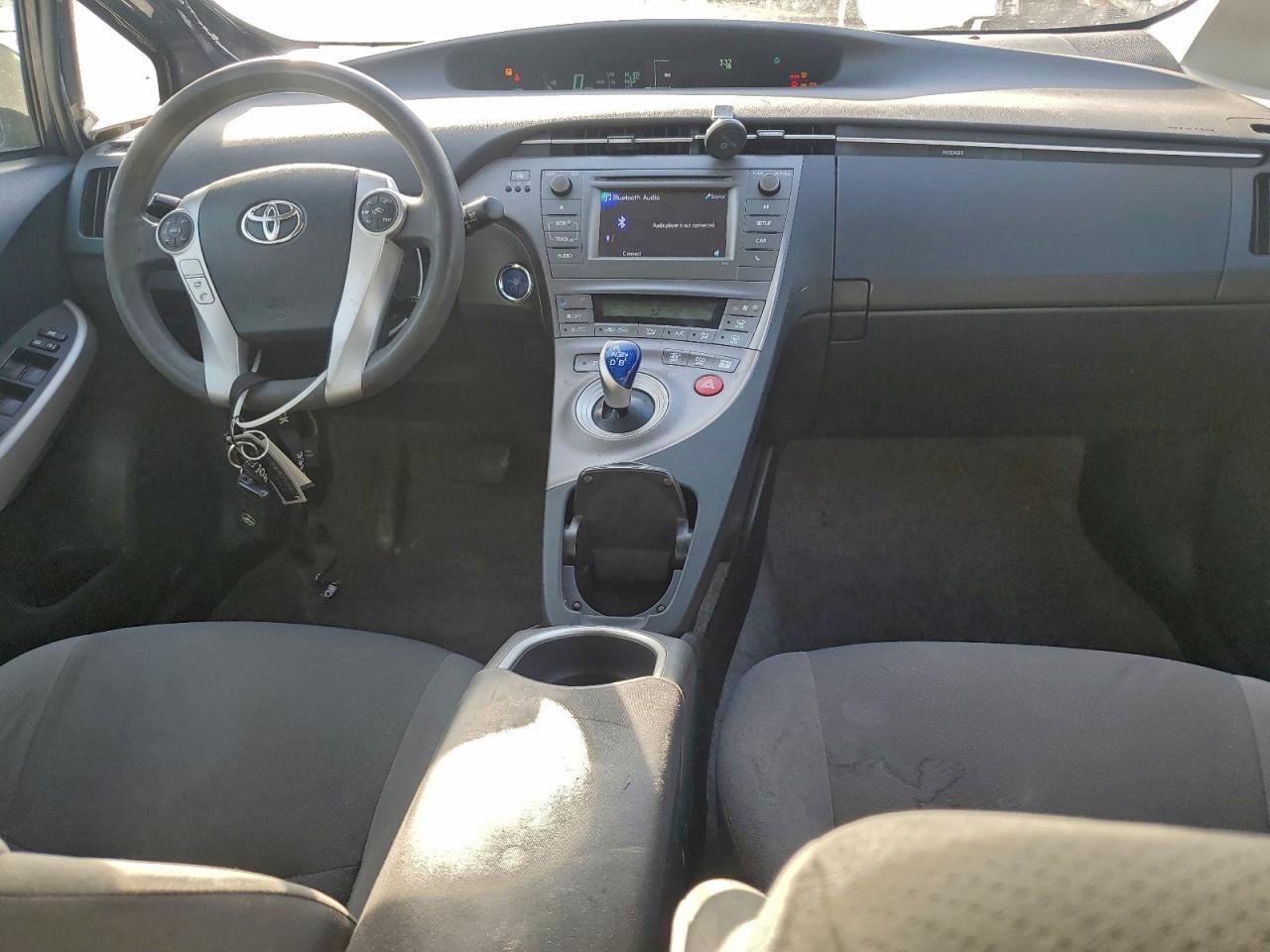 2013 TOYOTA PRIUS