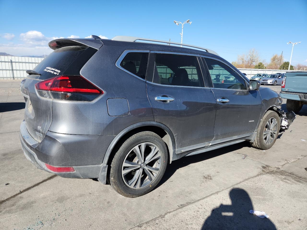 2018 NISSAN ROGUE