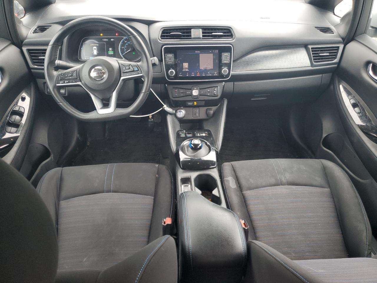2020 NISSAN LEAF