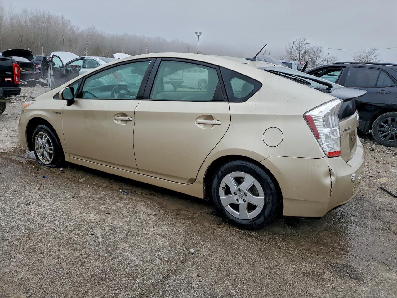 2011 TOYOTA PRIUS