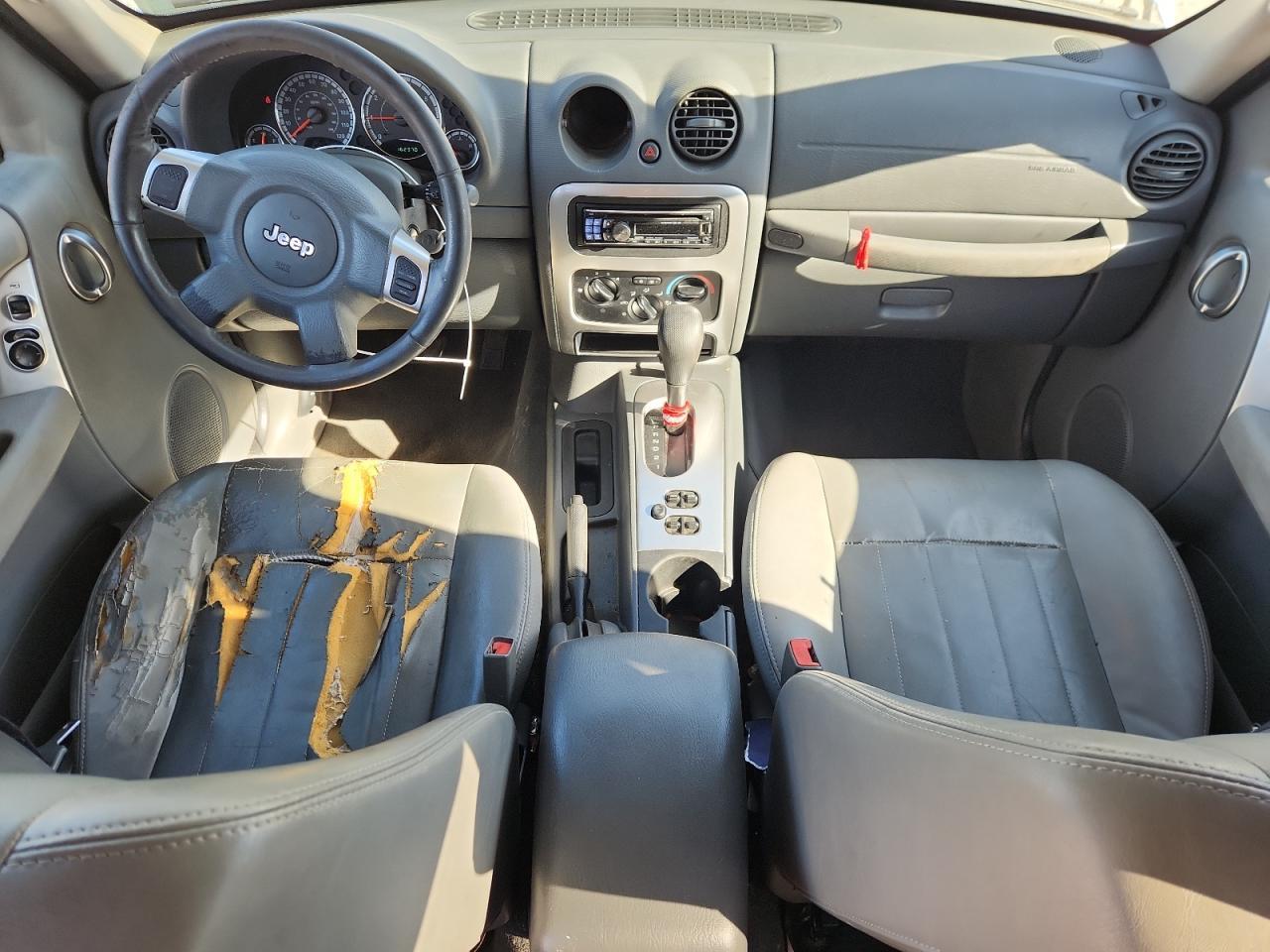 2005 JEEP Liberty