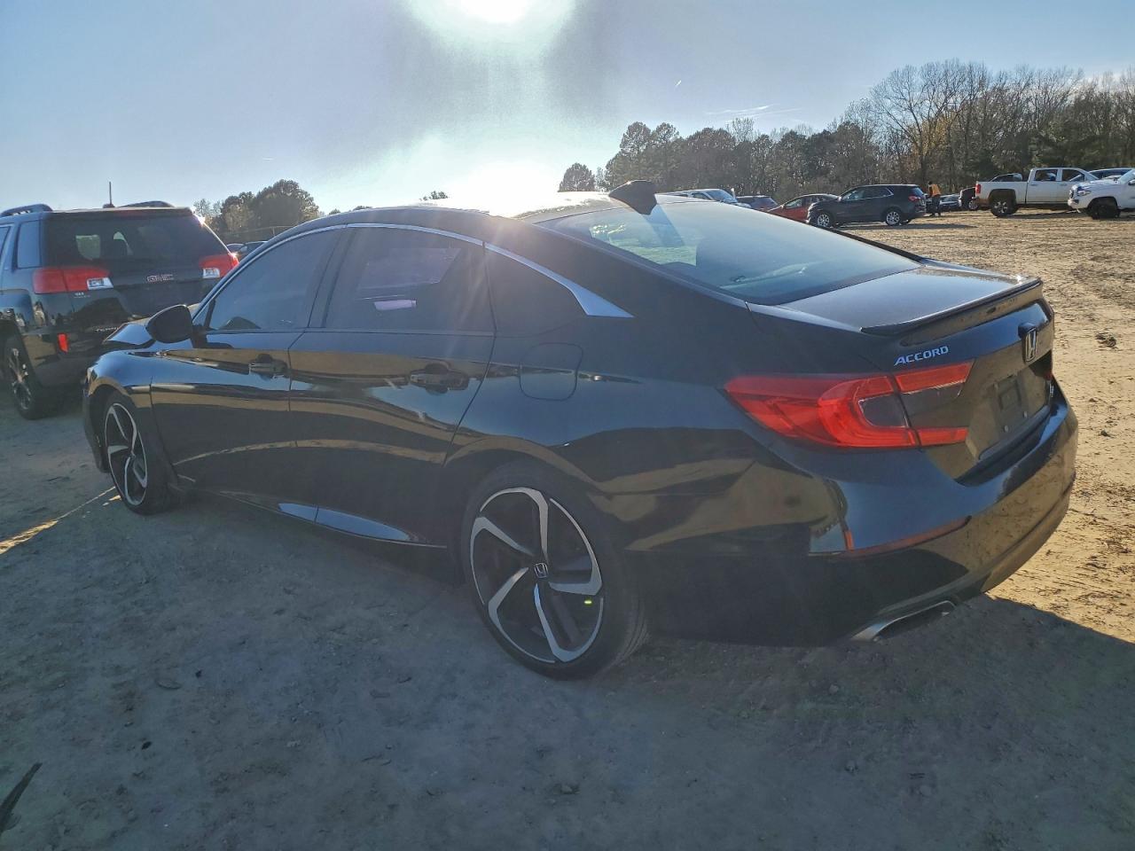 2018 HONDA ACCORD