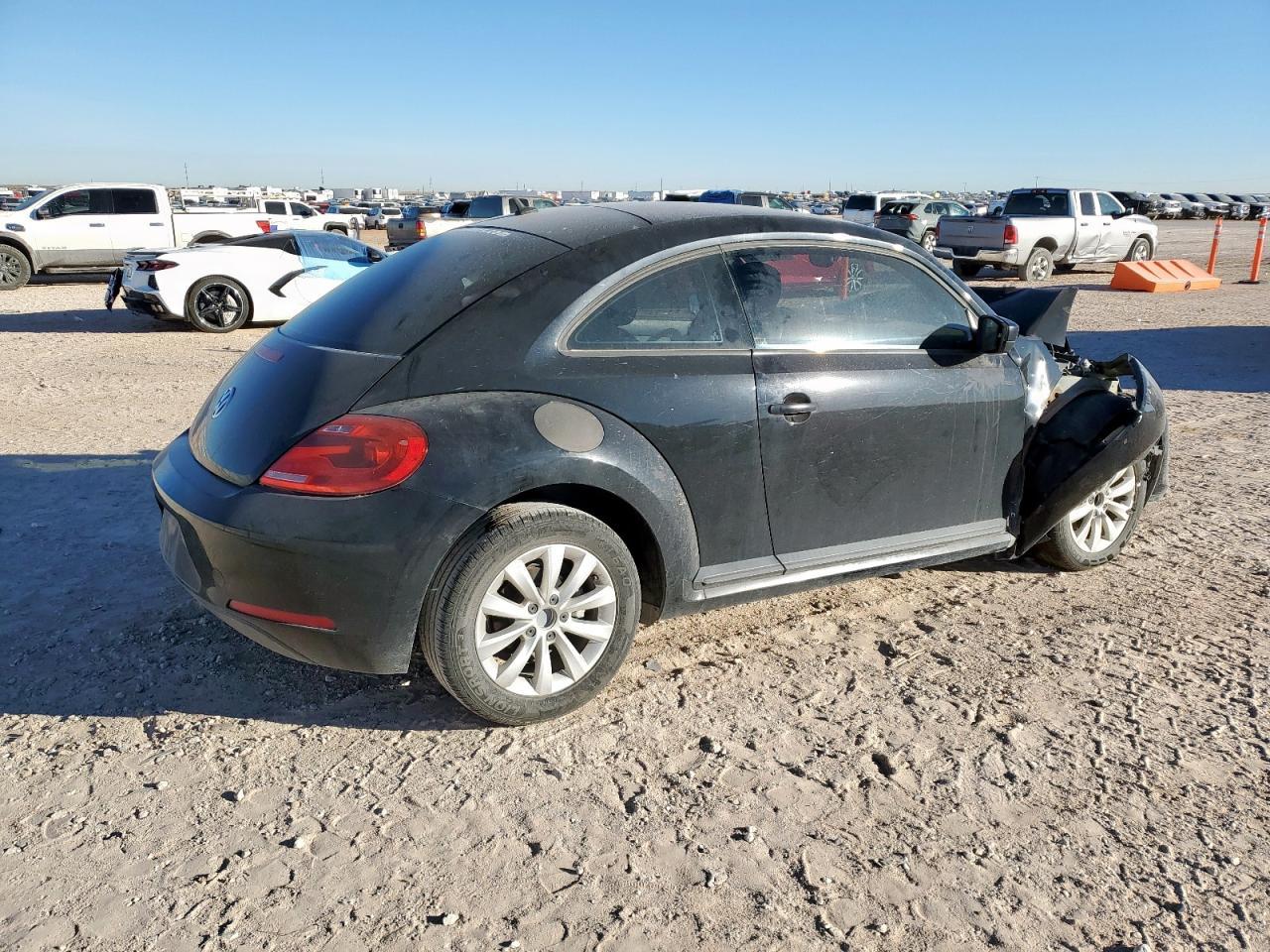 2014 VOLKSWAGEN Beetle