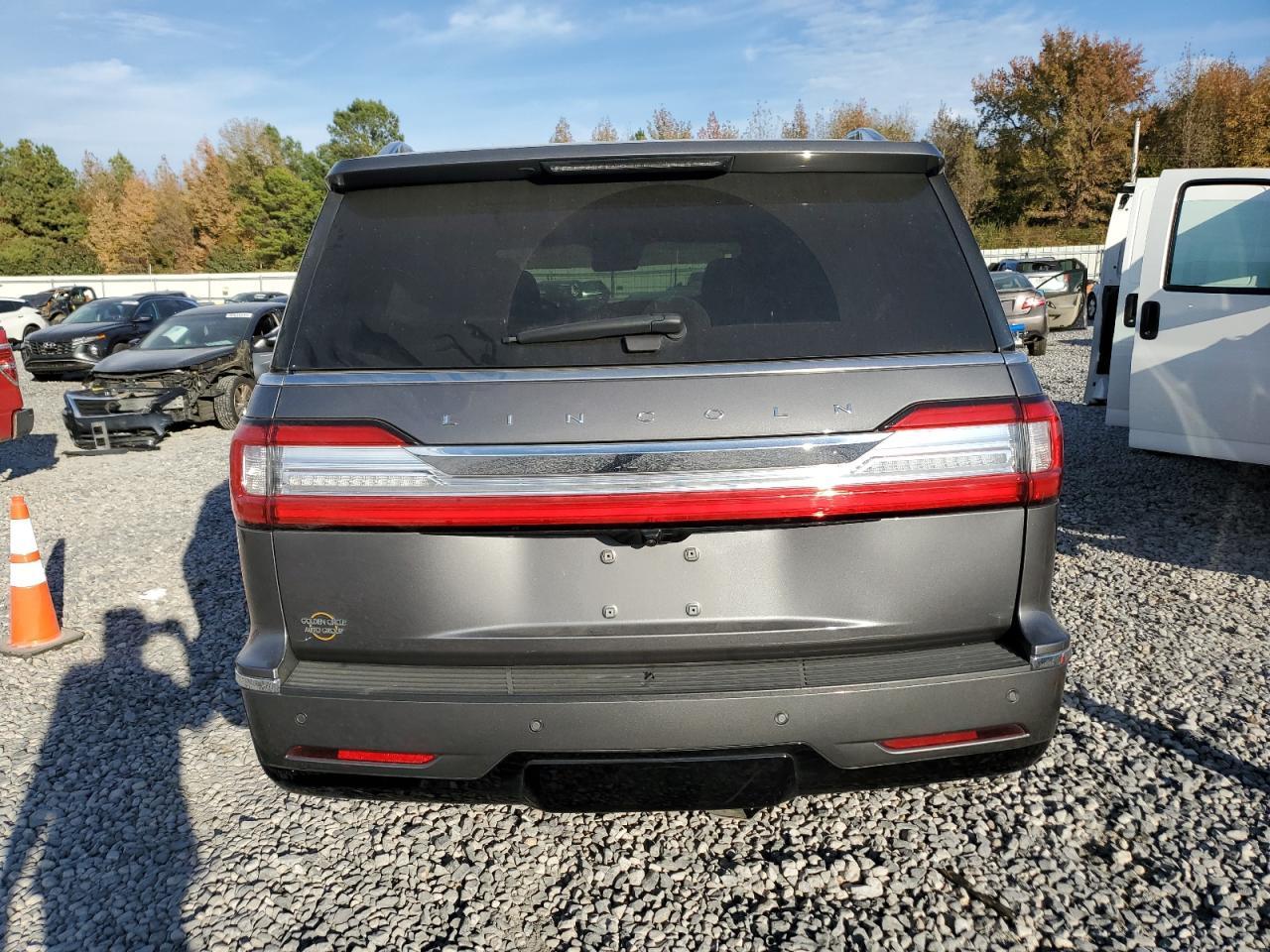 2021 LINCOLN Navigator
