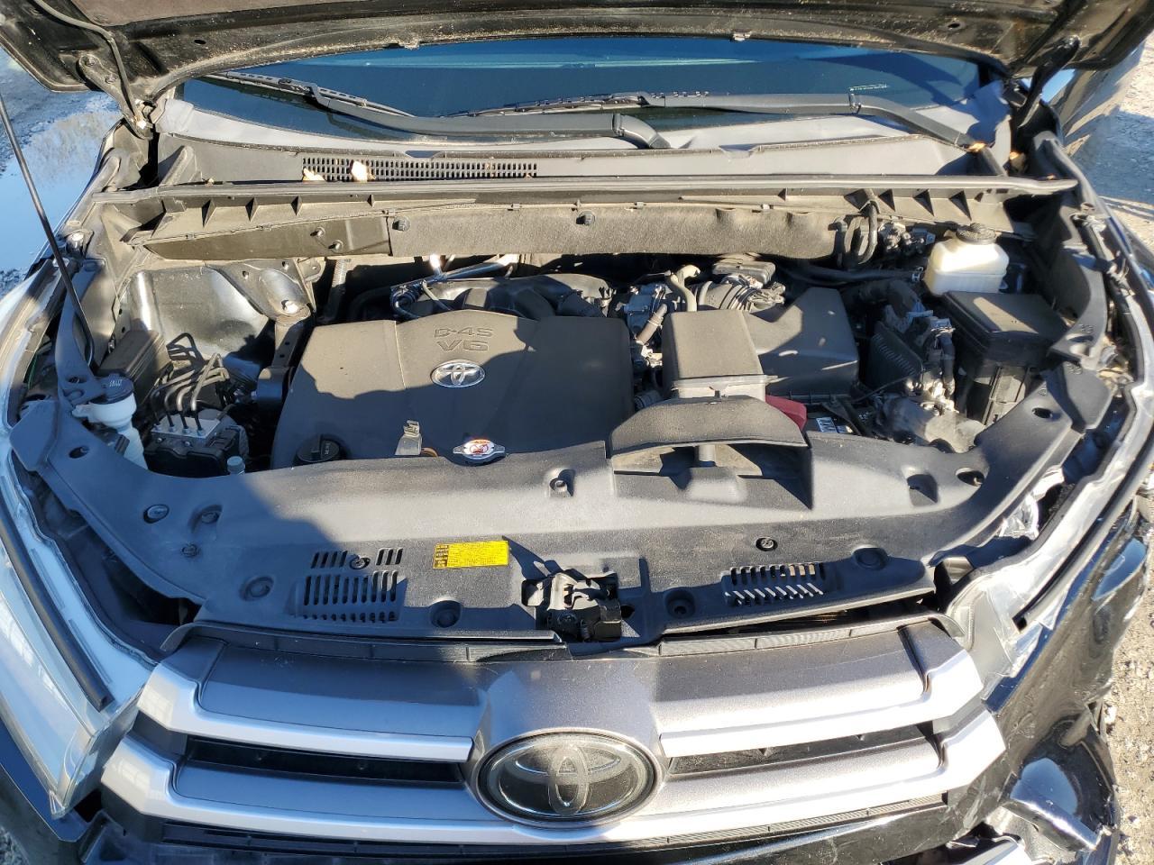 2019 TOYOTA HIGHLANDER