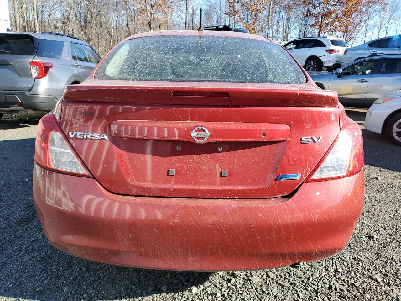 2013 NISSAN VERSA