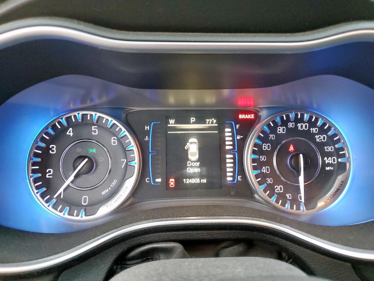 2015 CHRYSLER 200