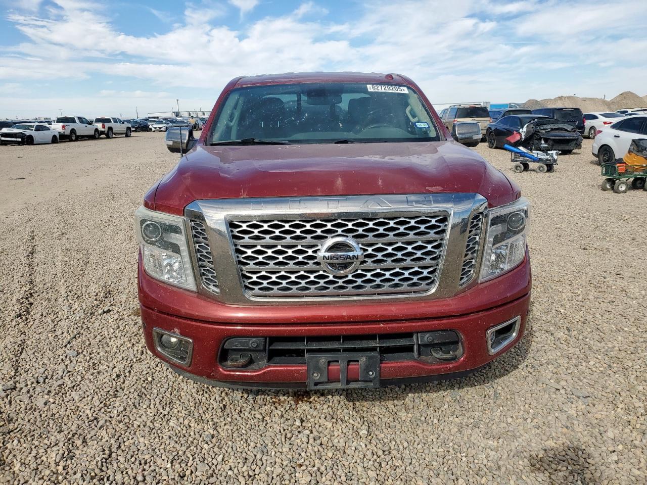 2017 NISSAN Titan