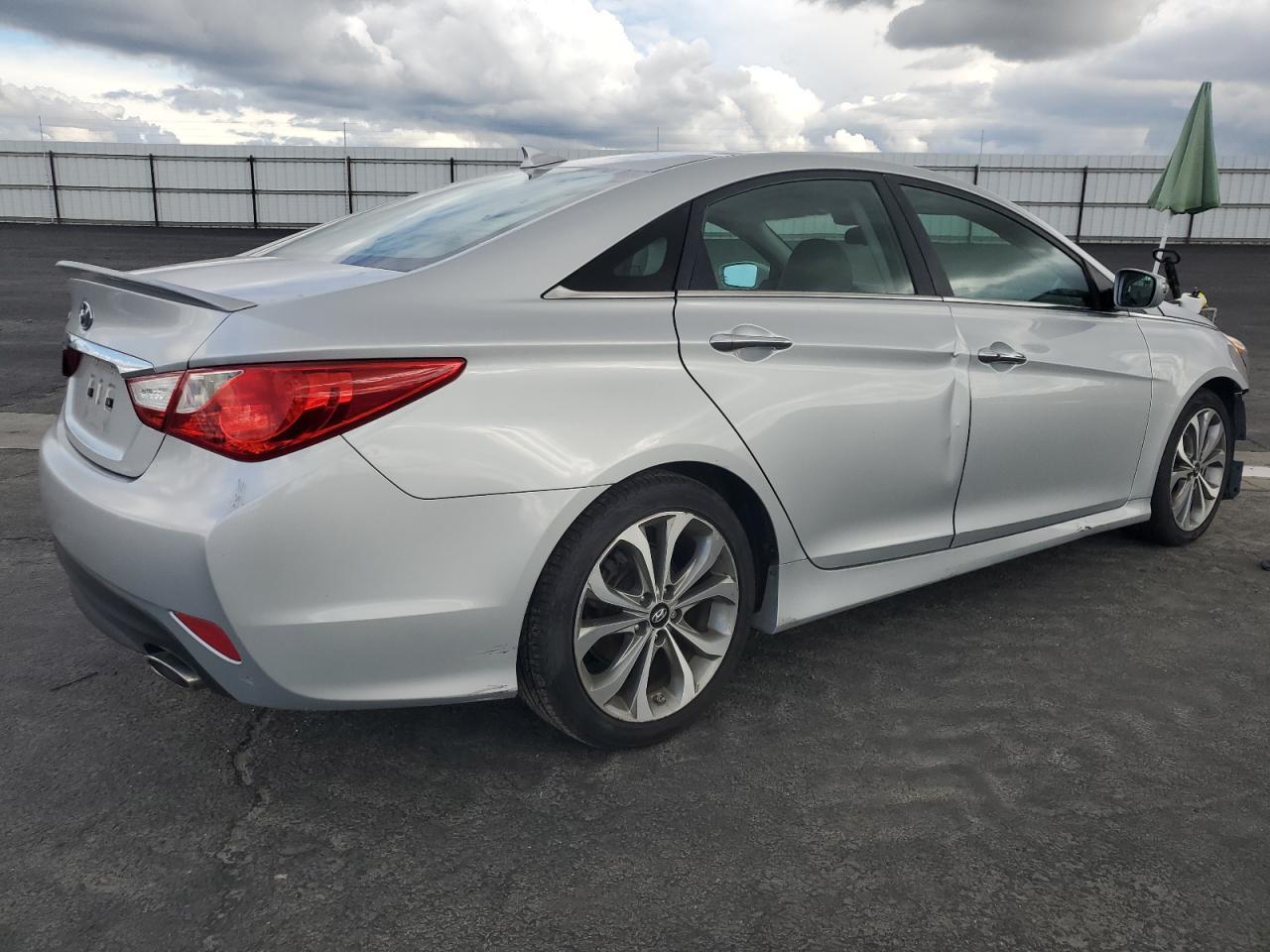 2014 HYUNDAI SONATA