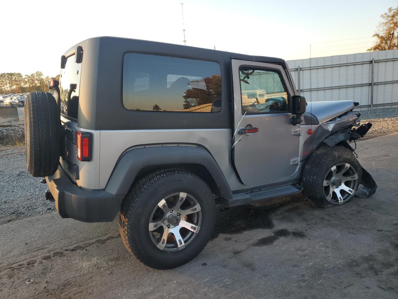 2015 JEEP WRANGLER