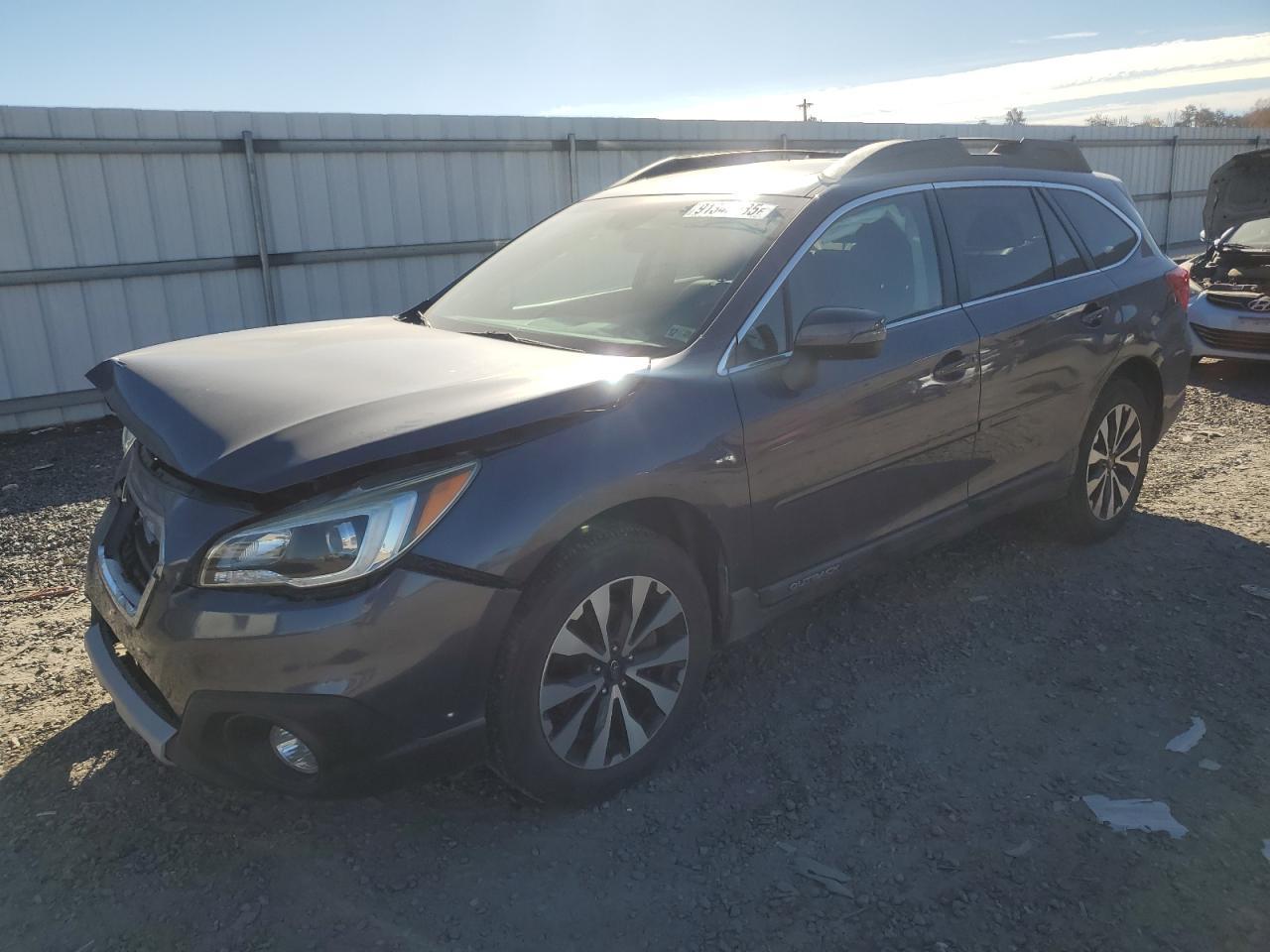 2015 SUBARU Outback