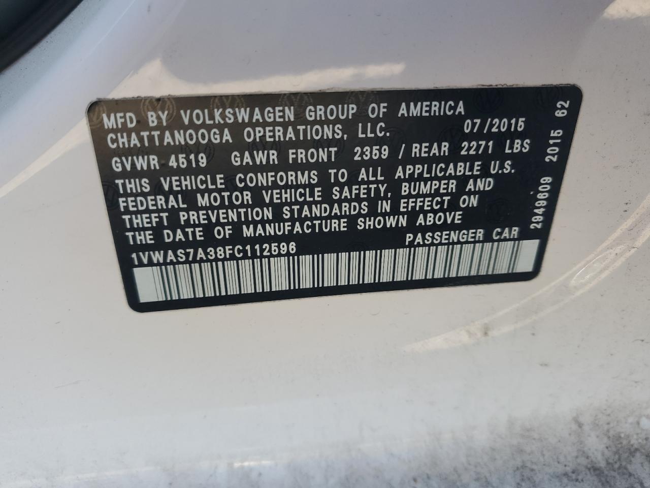 2015 VOLKSWAGEN Passat