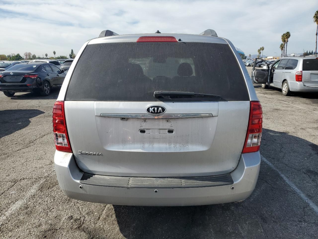 2012 KIA SEDONA