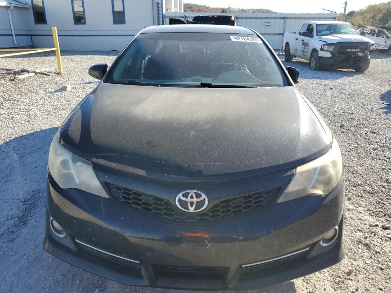 2014 TOYOTA CAMRY