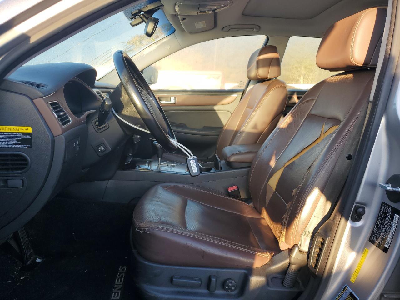 2012 HYUNDAI GENESIS