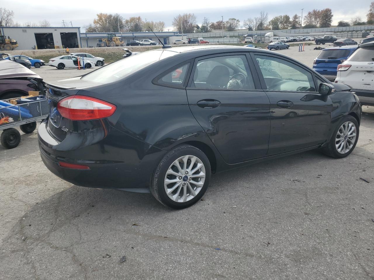 2014 FORD Fiesta