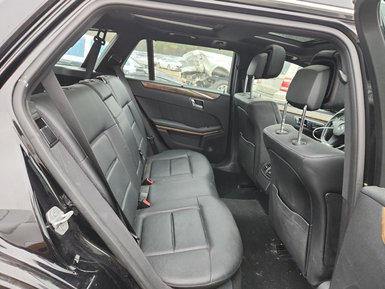 2011 MERCEDES-BENZ E-Class