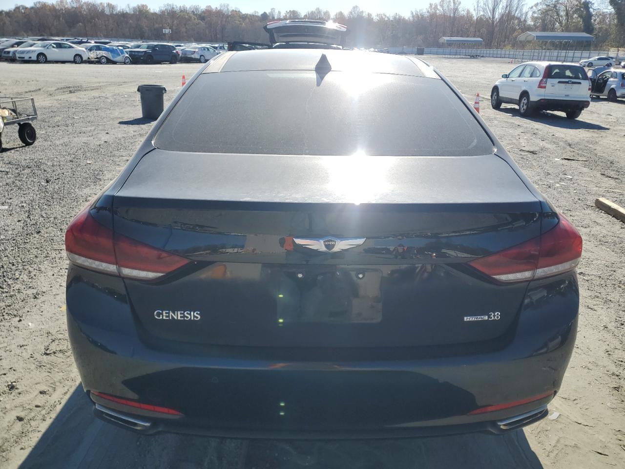 2016 HYUNDAI GENESIS