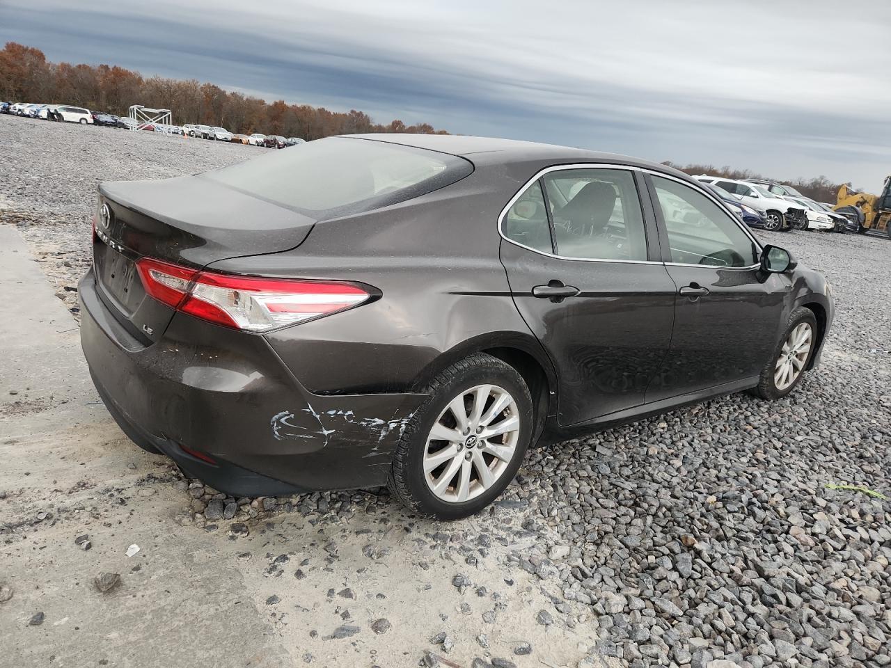 2018 TOYOTA CAMRY