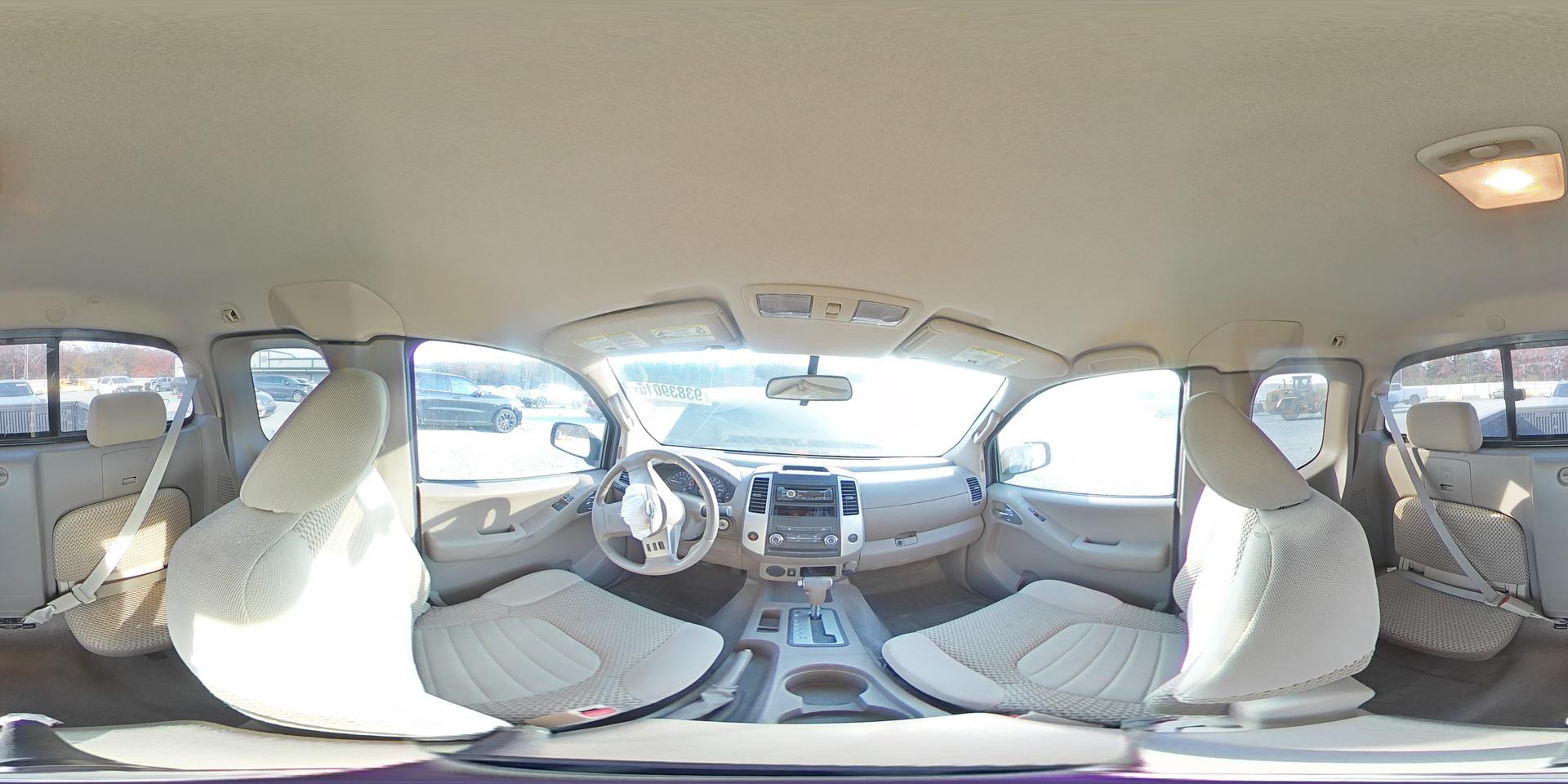 2012 NISSAN Frontier