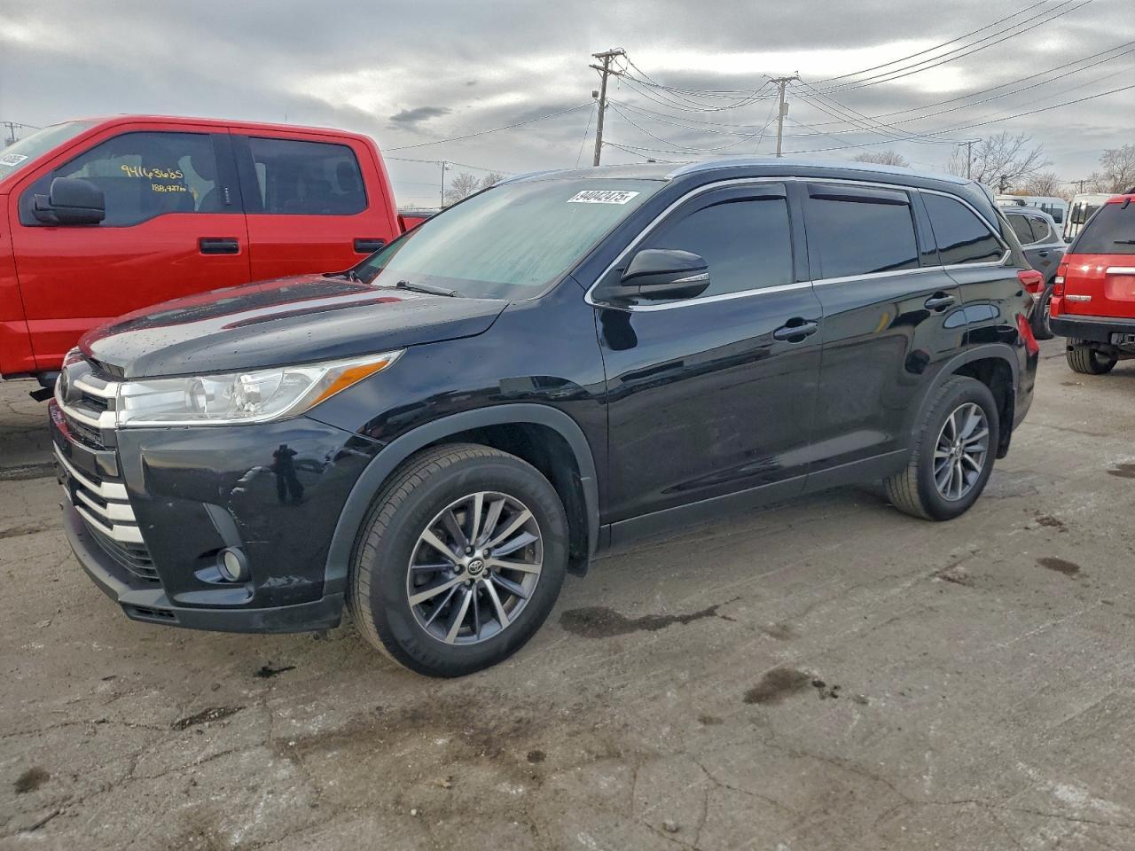 2019 TOYOTA HIGHLANDER