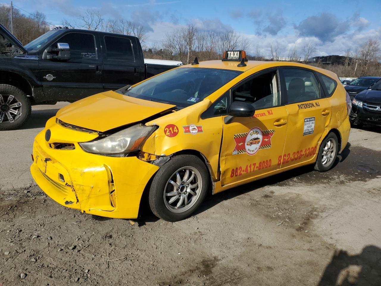 2015 TOYOTA PRIUS V