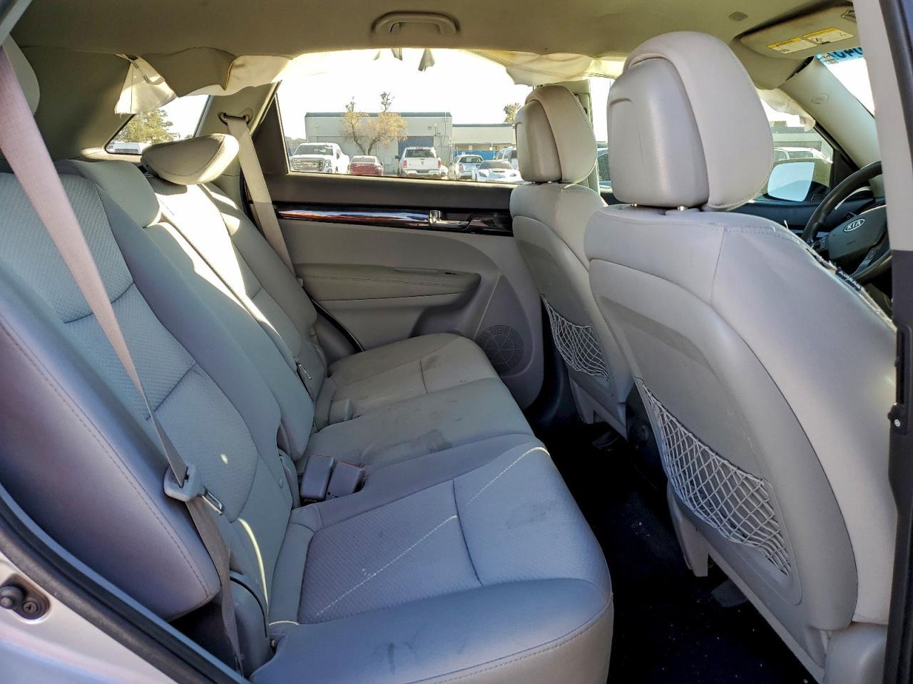 2013 KIA SORENTO