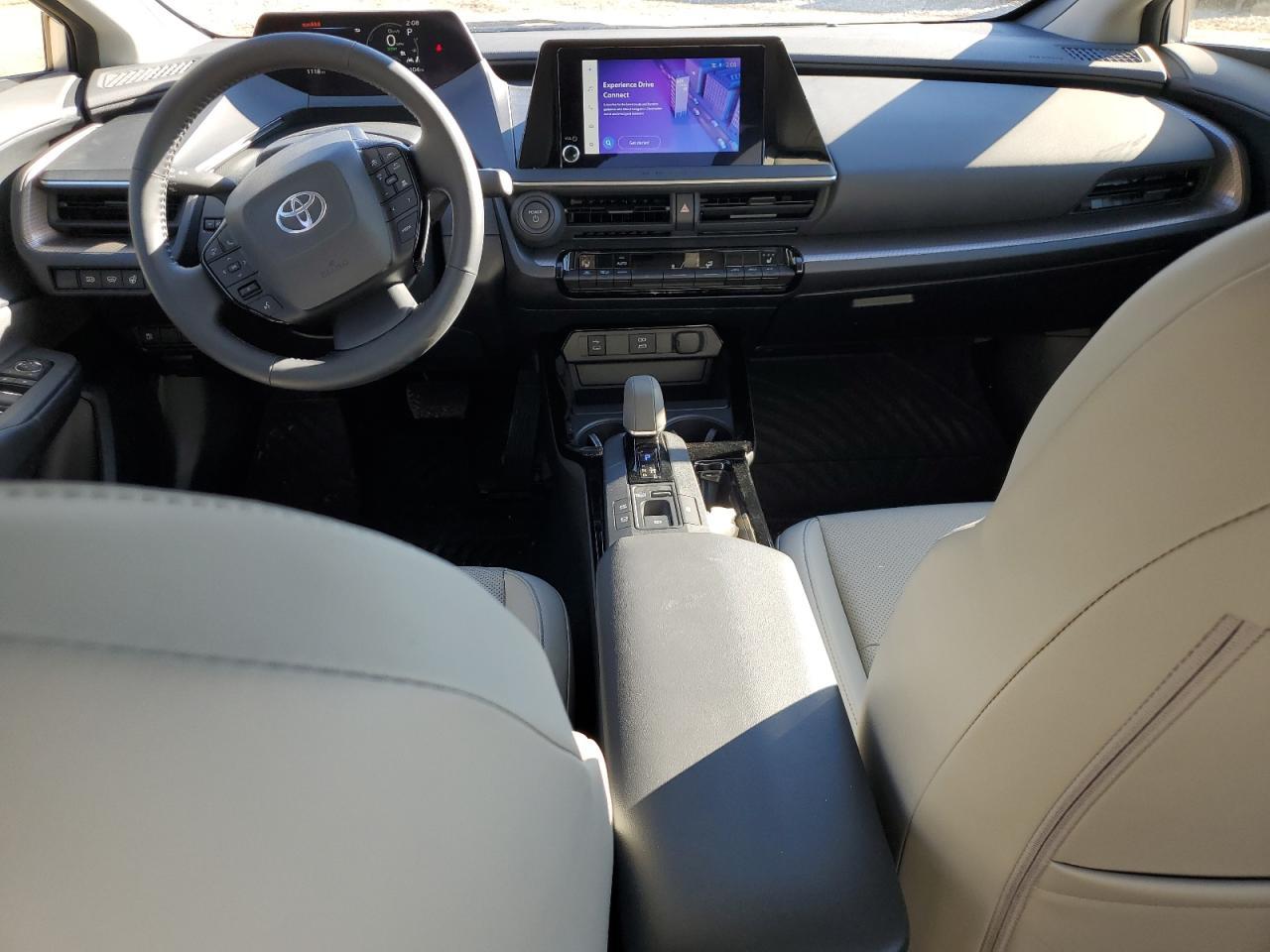 2025 TOYOTA PRIUS