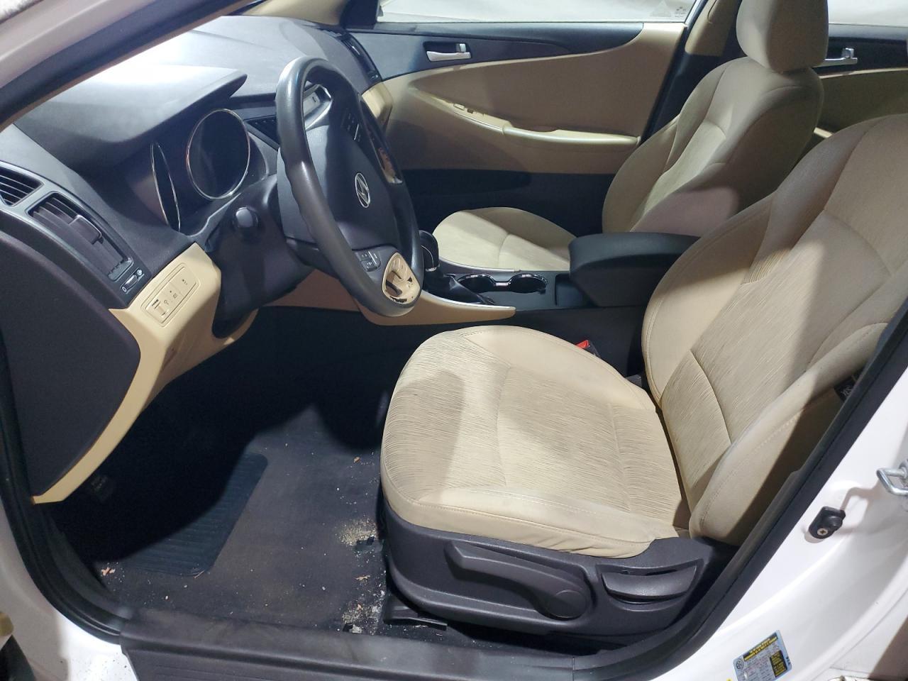 2011 HYUNDAI SONATA