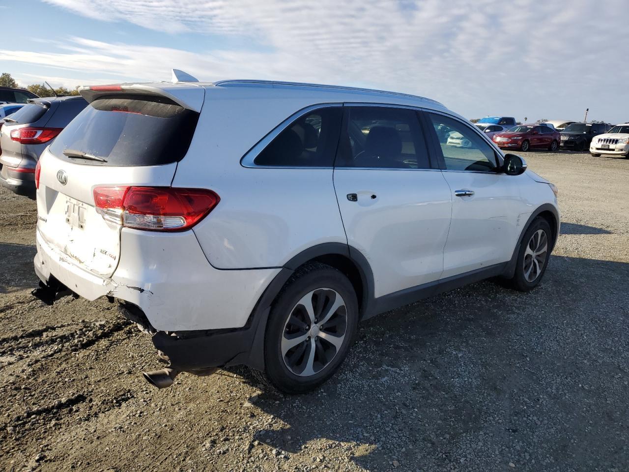 2016 KIA SORENTO