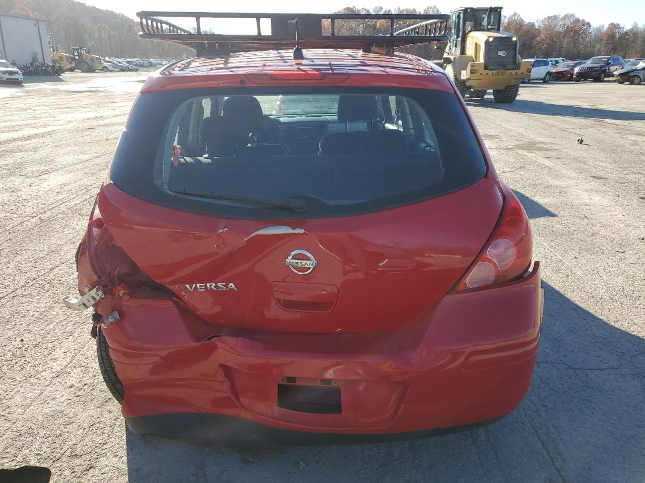 2010 NISSAN VERSA
