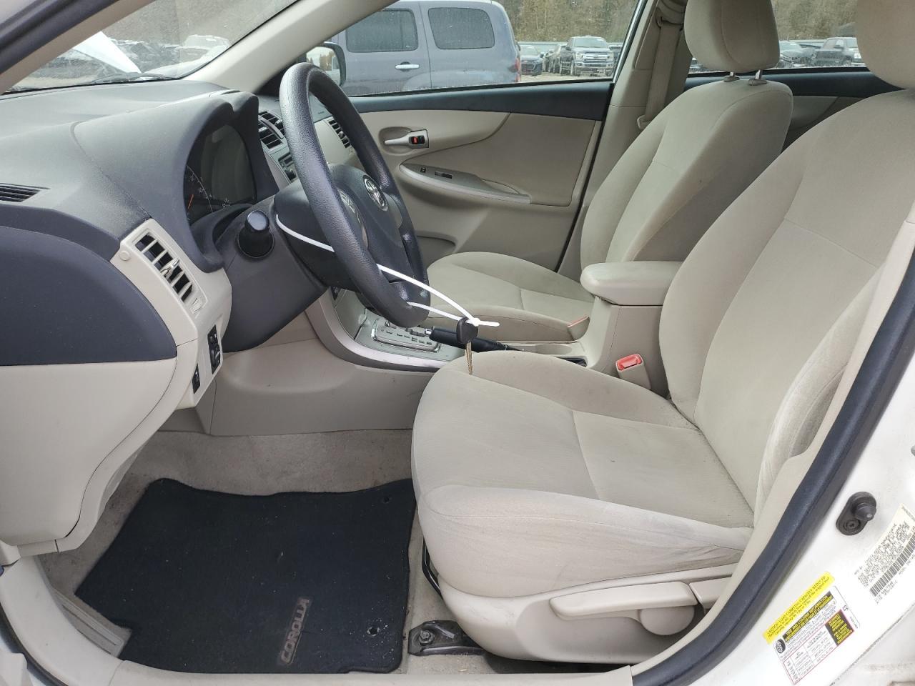 2013 TOYOTA COROLLA