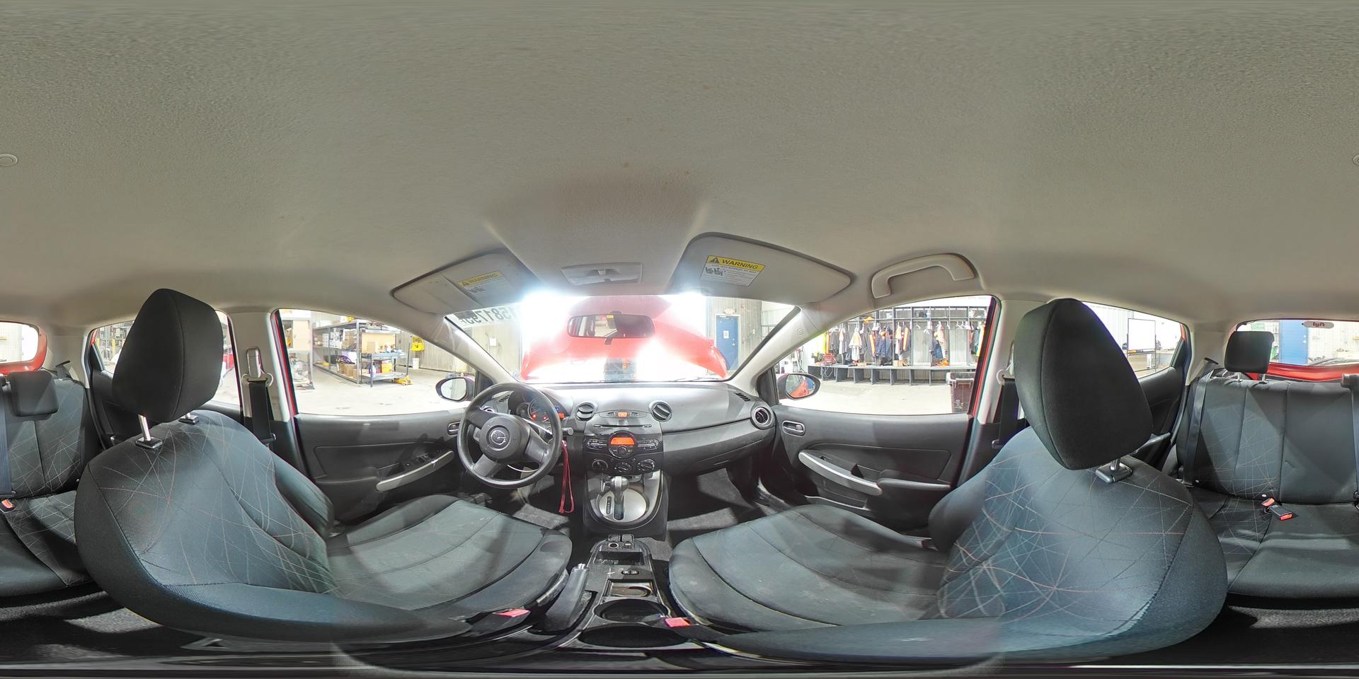 2013 MAZDA 2
