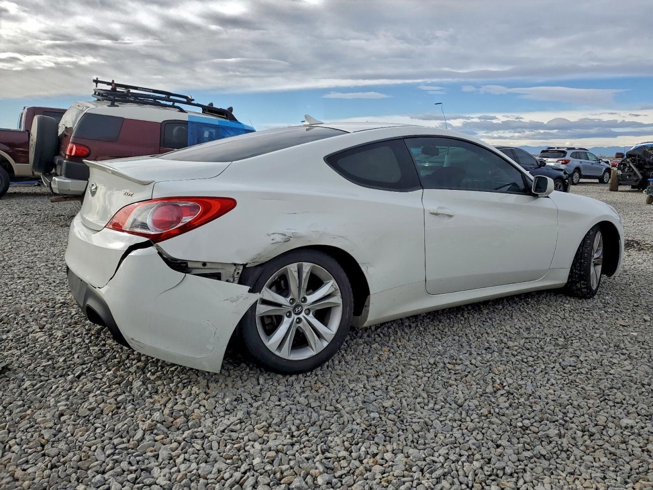 2010 HYUNDAI GENESIS