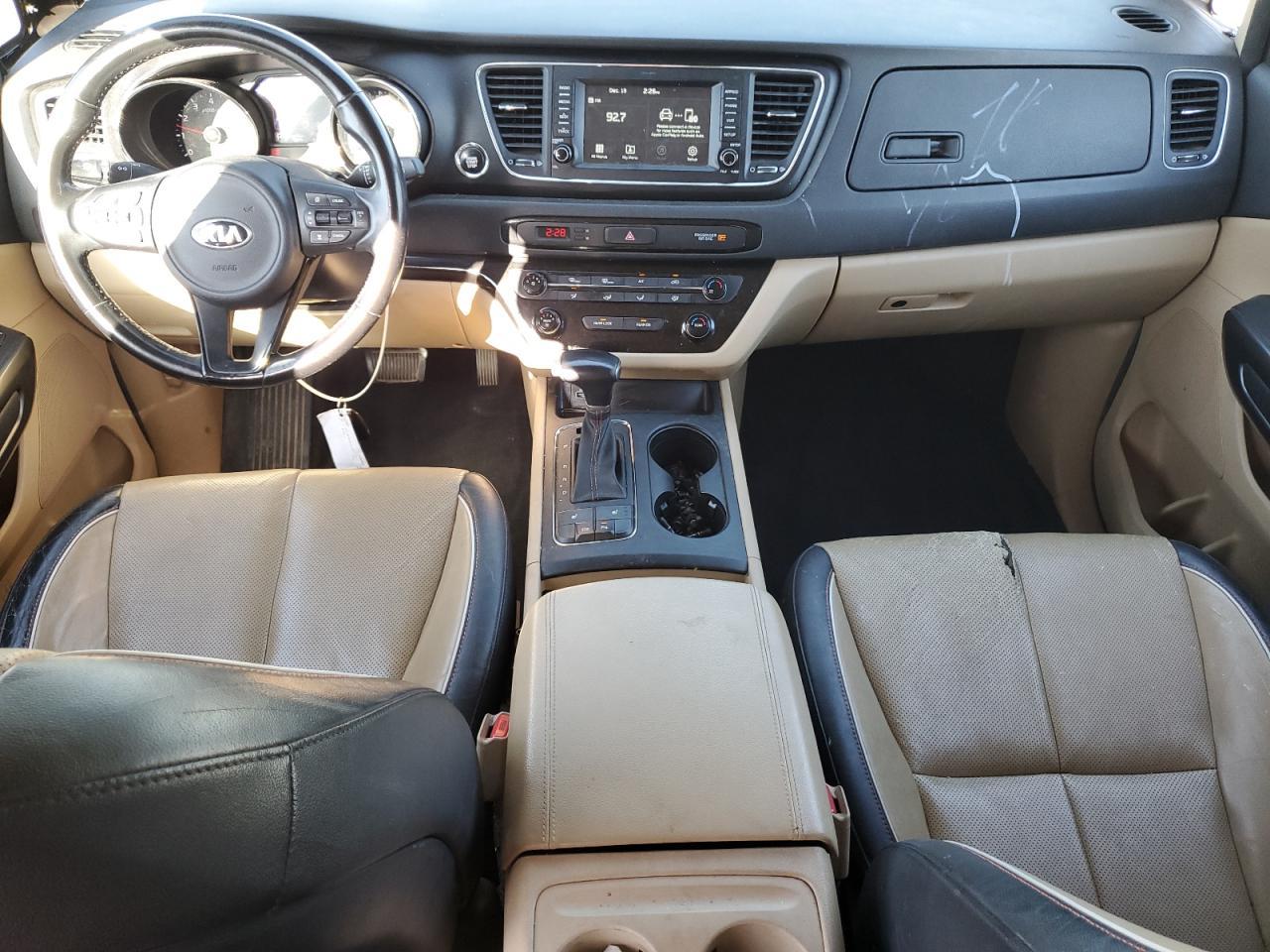 2017 KIA SEDONA