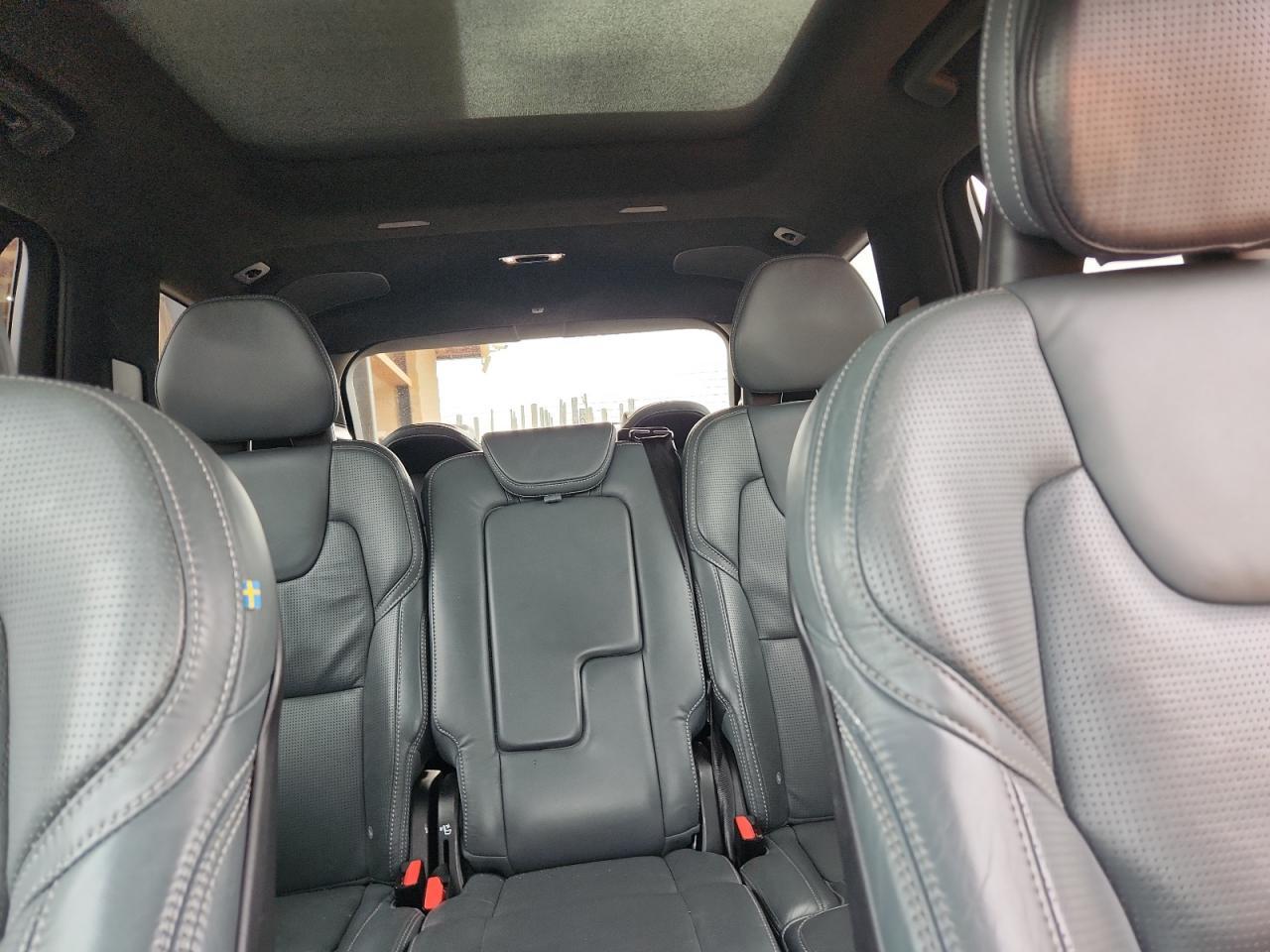 2021 VOLVO XC90