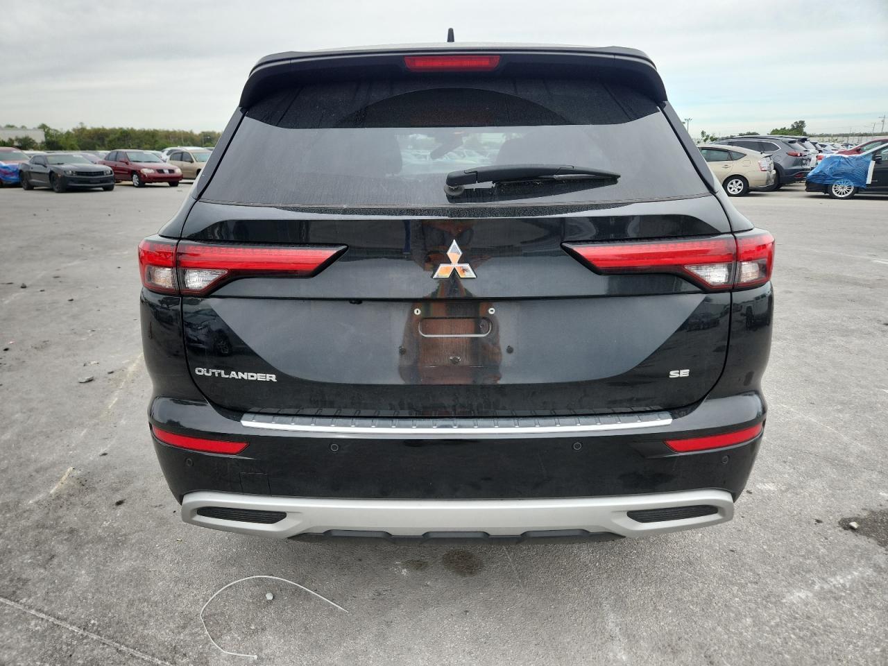 2024 MITSUBISHI outlander