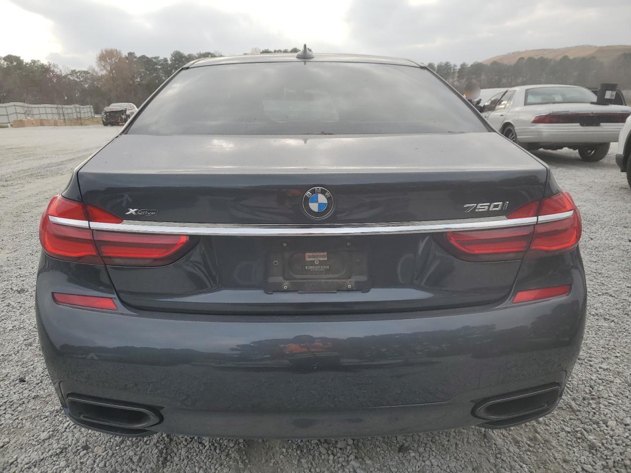 2016 BMW 7 series