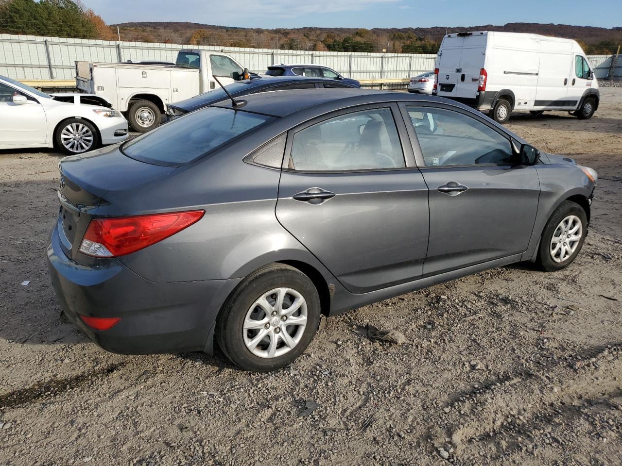 2012 HYUNDAI ACCENT