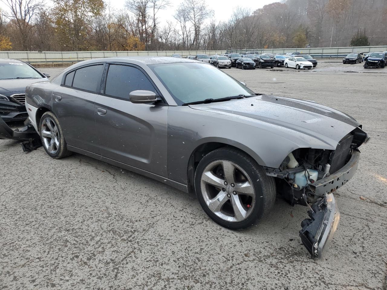 2011 DODGE CHARGER