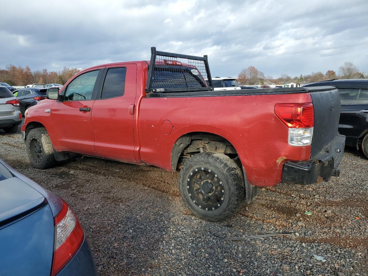 2011 TOYOTA TUNDRA