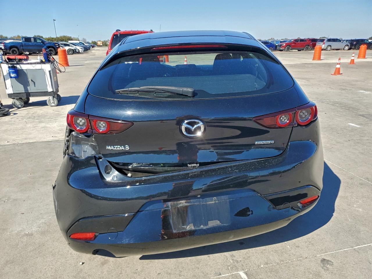 2021 MAZDA 3