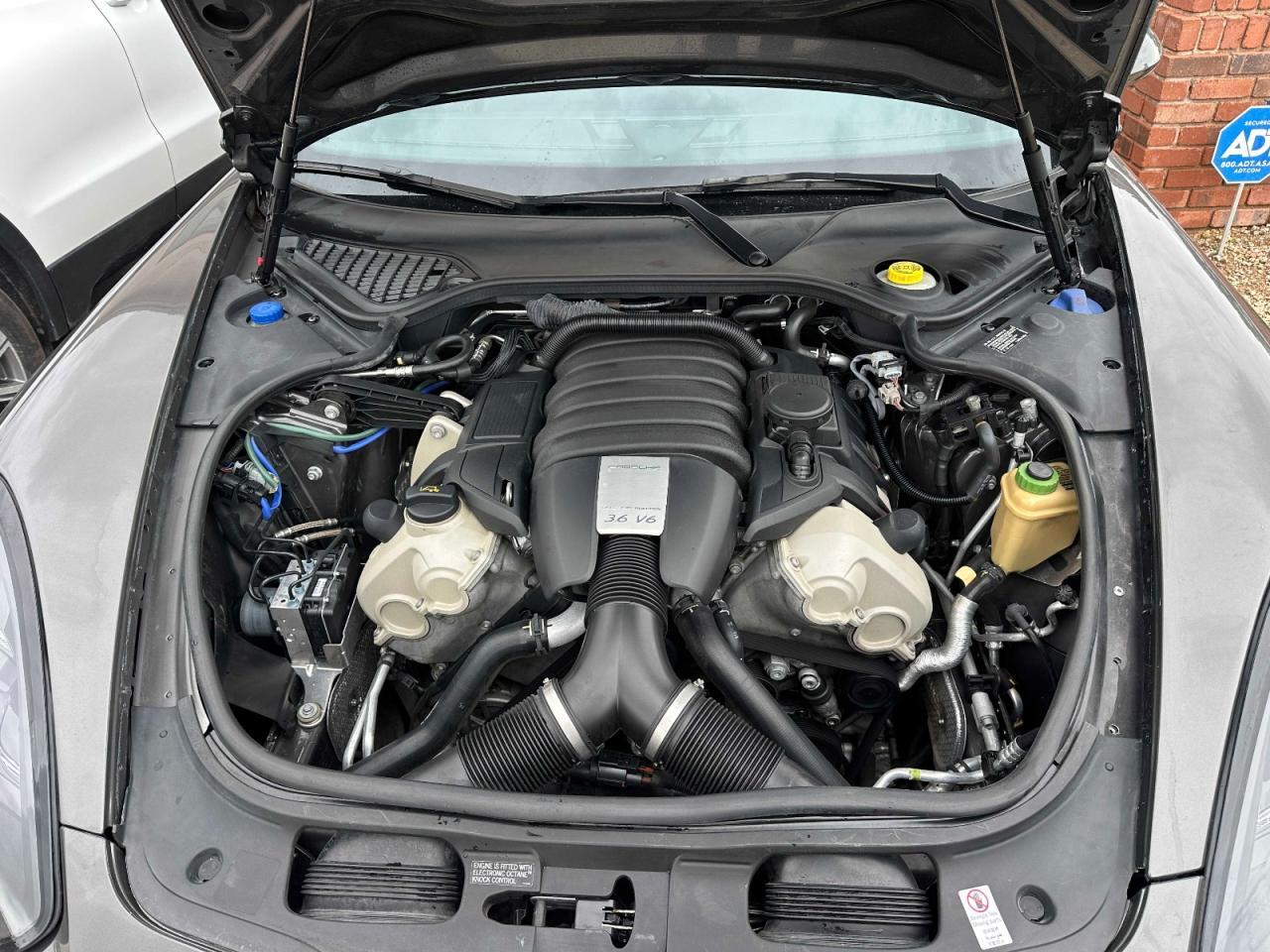2014 PORSCHE Panamera