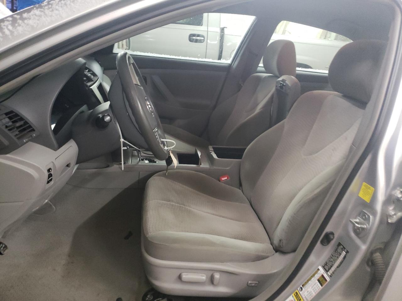 2011 TOYOTA CAMRY