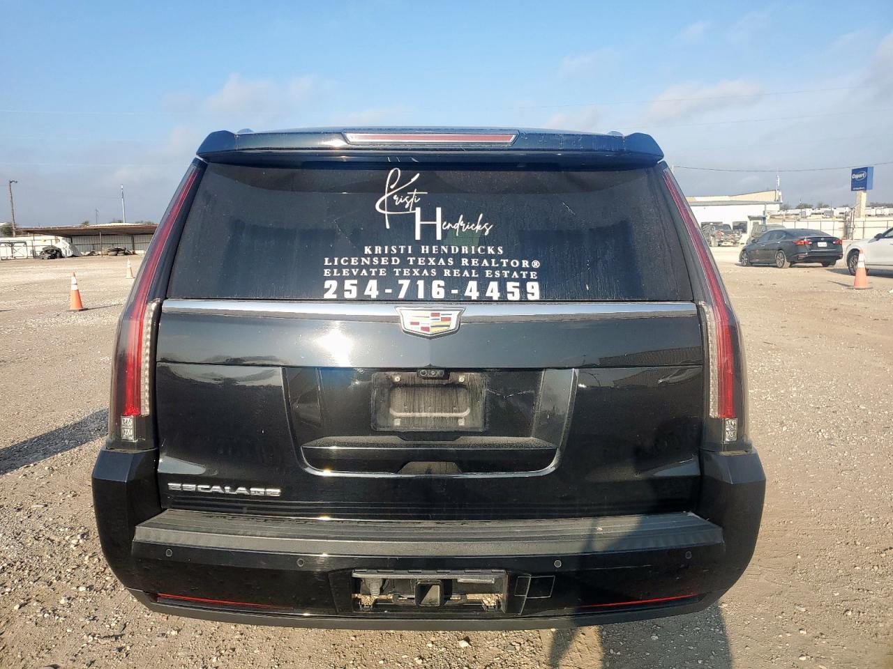 2018 CADILLAC Escalade ESV