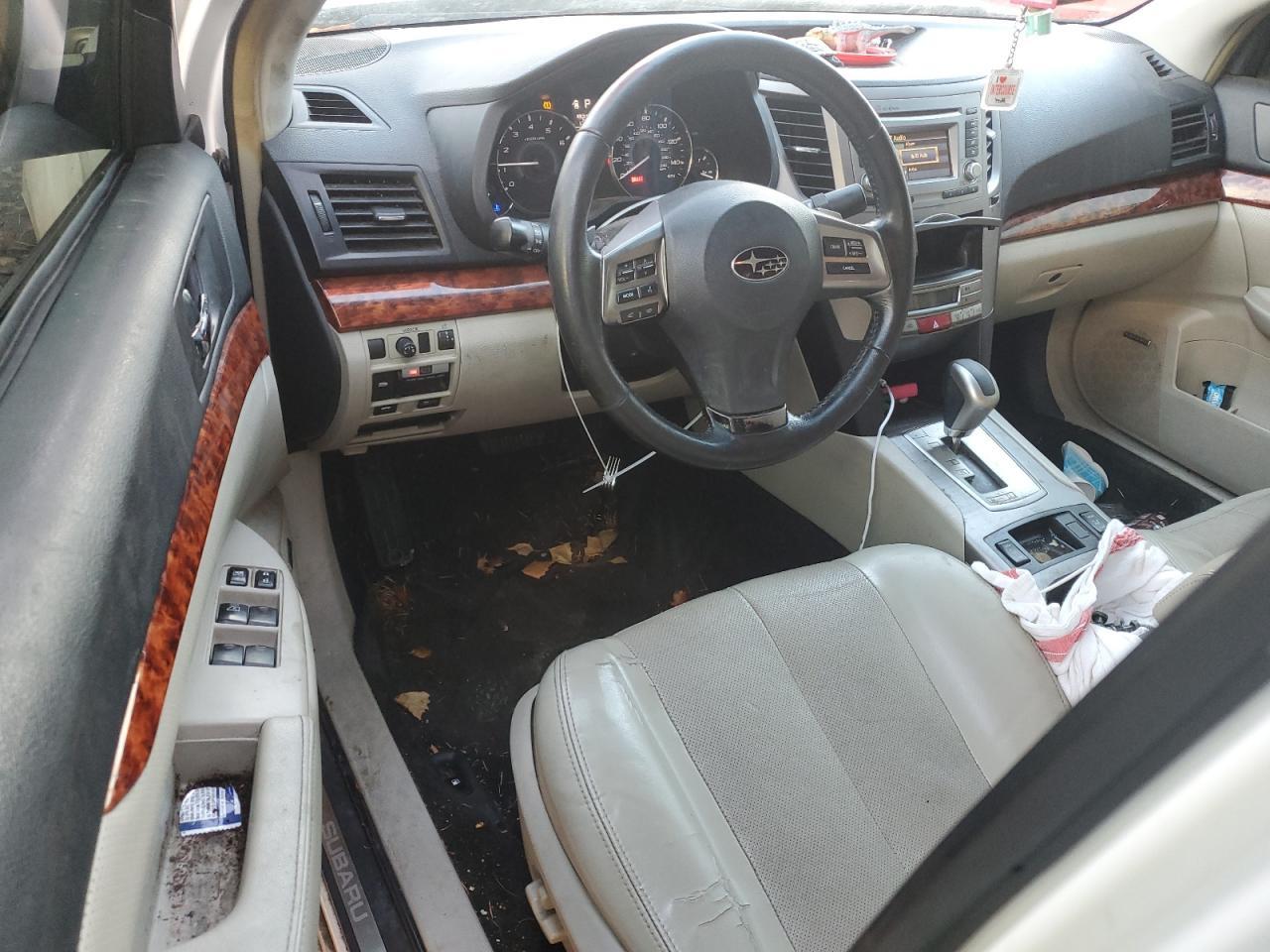2012 SUBARU Legacy
