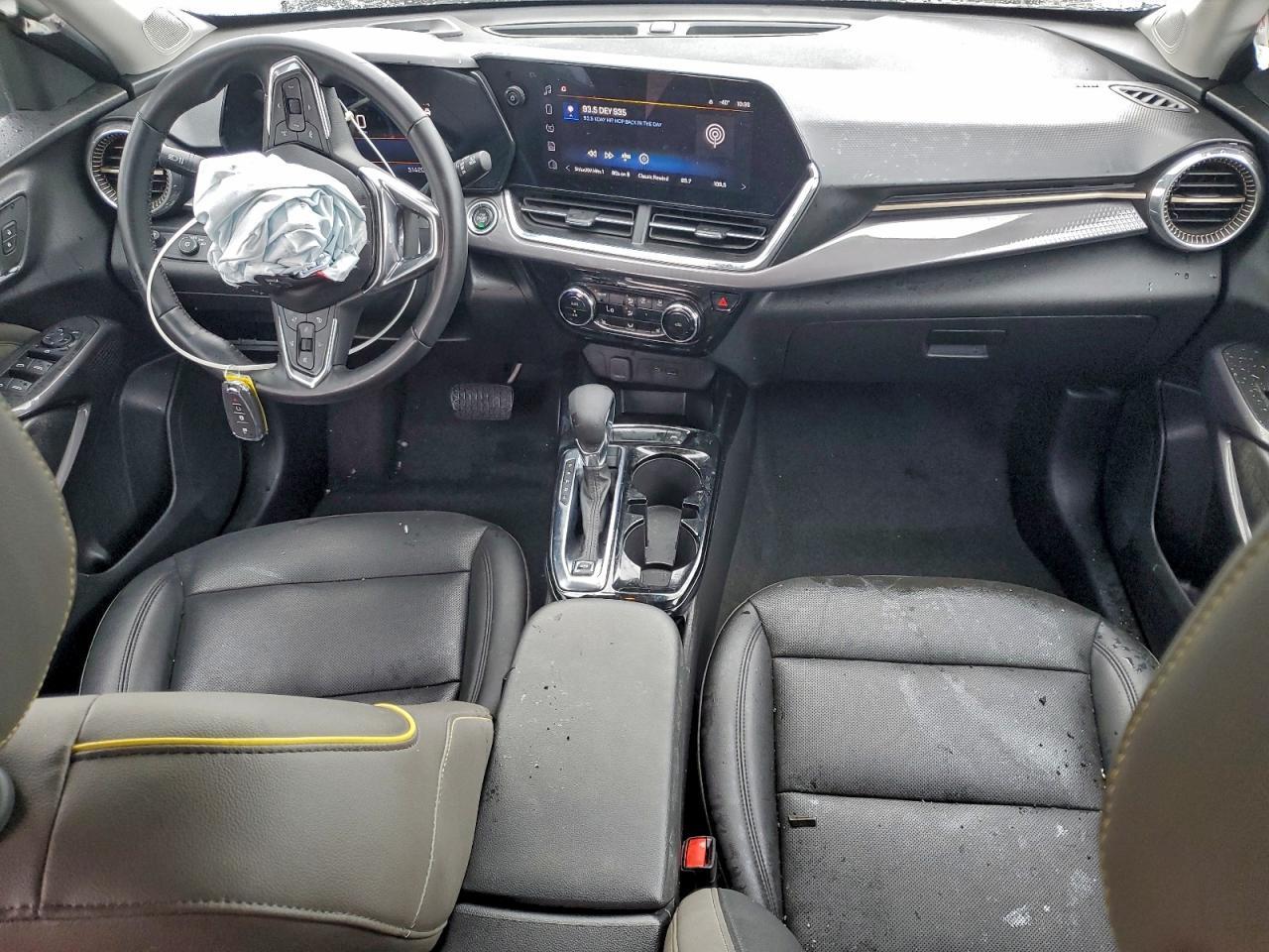 2025 CHEVROLET TRAX