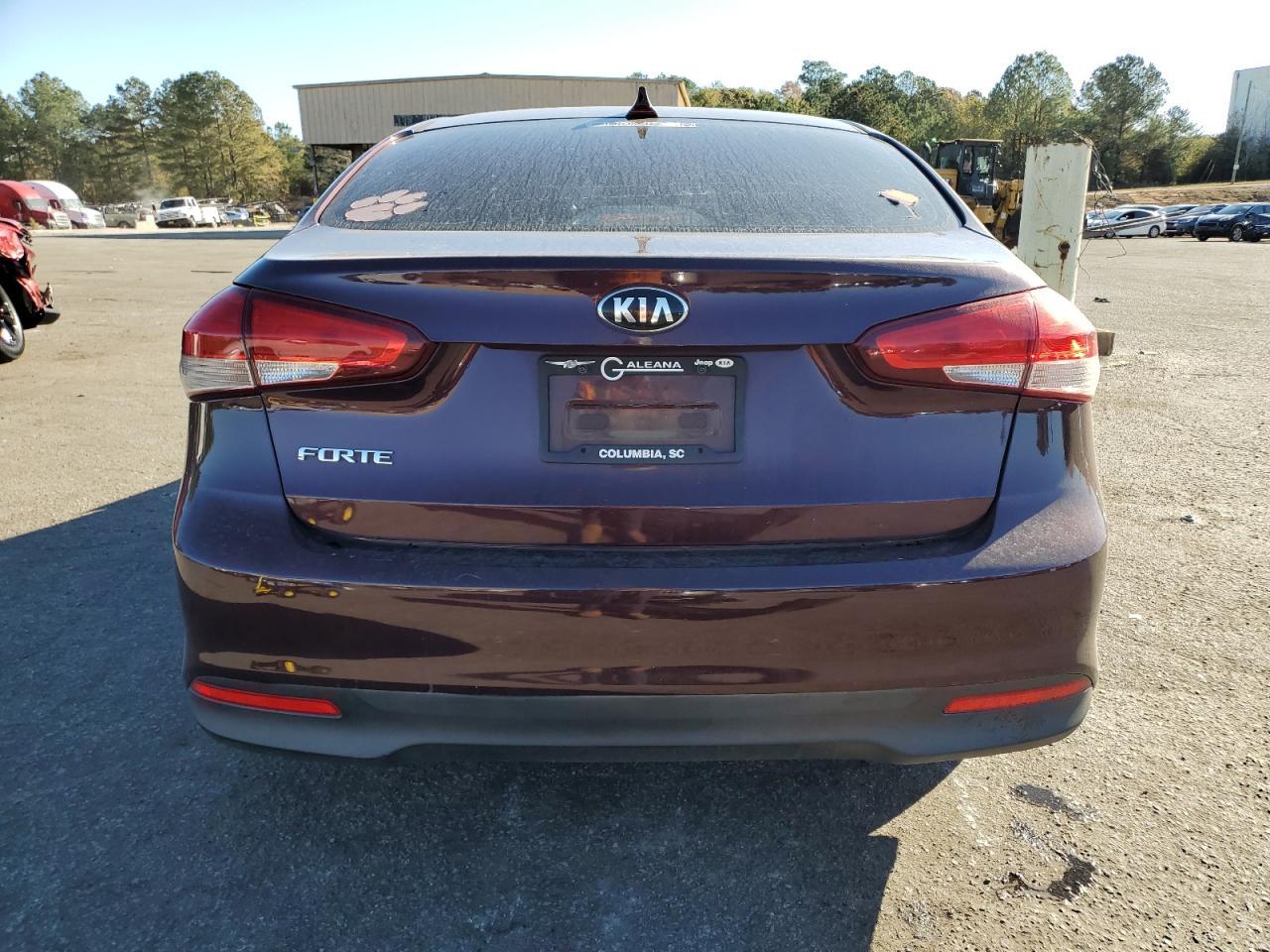 2017 KIA FORTE